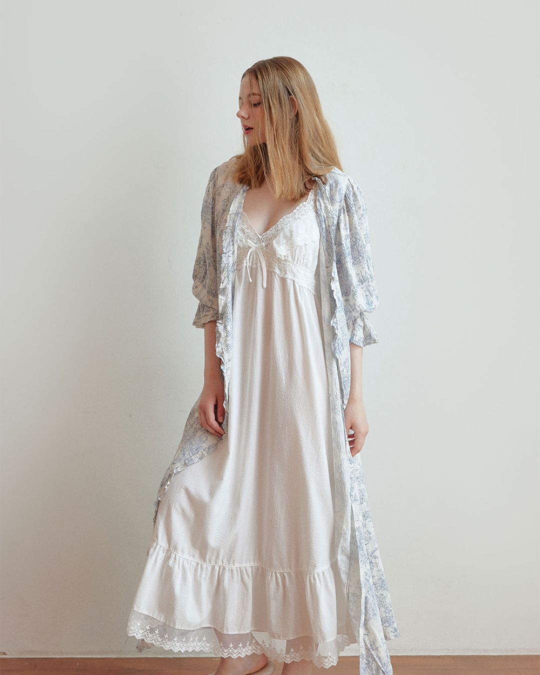 [PREORDER] Lunaluz Women's Éclair Rayon-Cotton Robe Gown